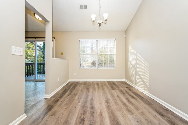 Photo - 2575 Stardust Trail