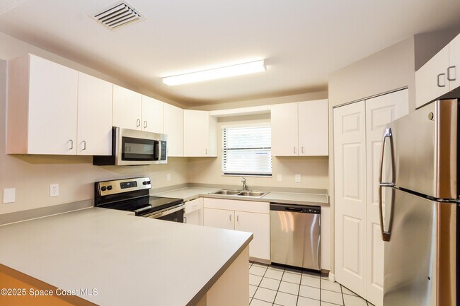 Photo - 6005 Keystone Ave