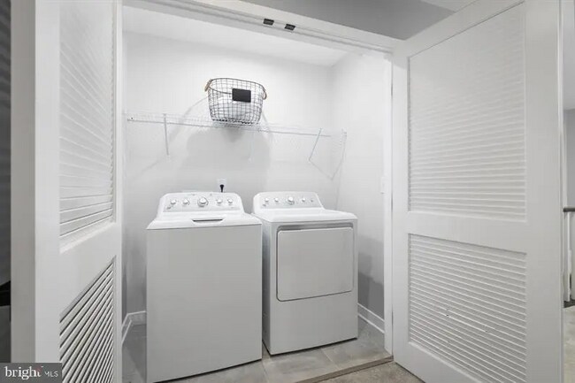 Photo - 606 Phalen Ct