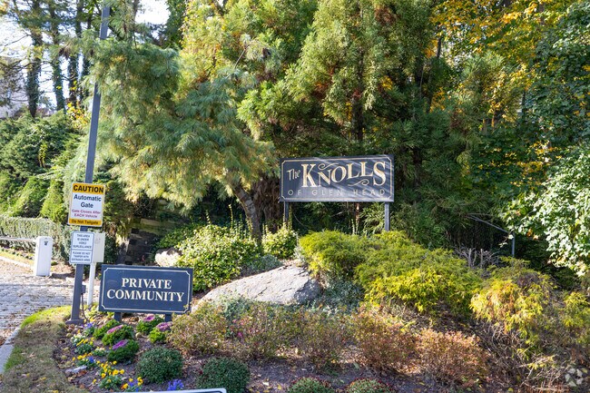 Photo - Knolls of Glen Head