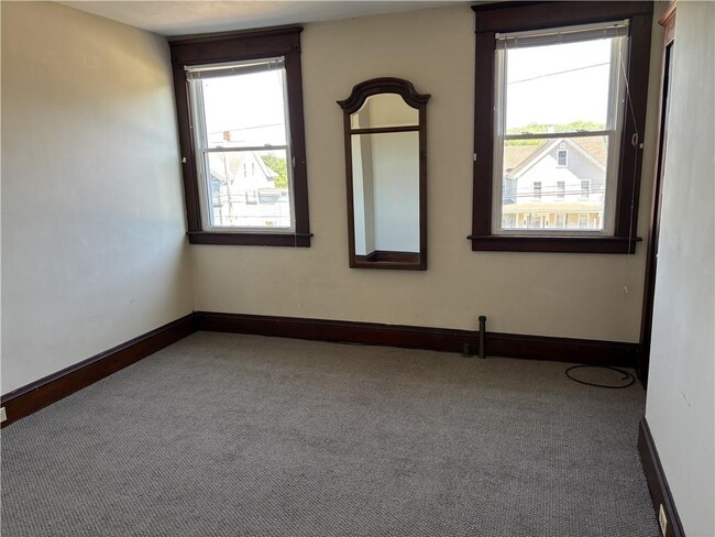 Photo - 35 Oak St Unit 2