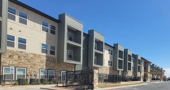 Magnolia Living