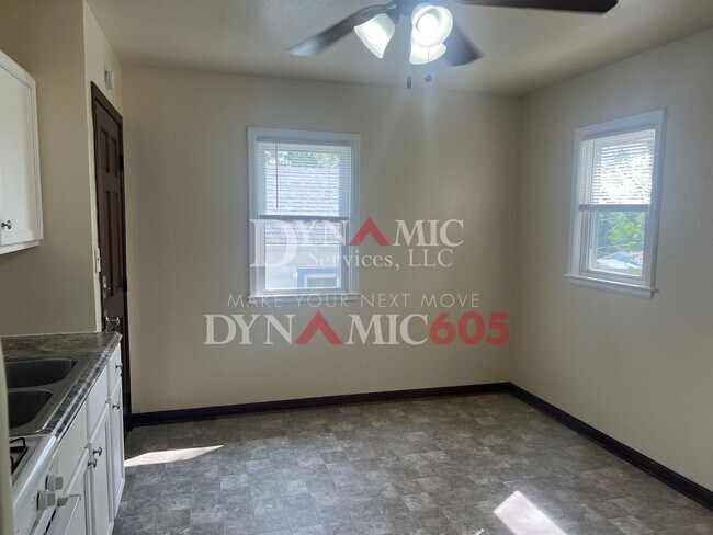 Photo - 403 S Wayland Ave Unit Apt. 2