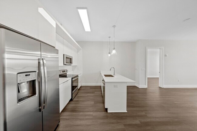 Photo - 121 34th St Unit # 401