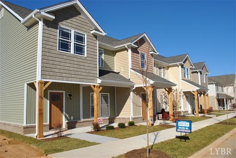 3 Bedroom, 2.5 Bath Townhome in Cornerstone - 3 Bedroom, 2.5 Bath Townhome in Cornerstone