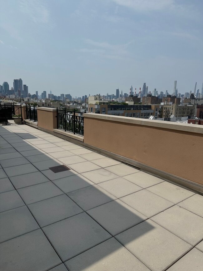 Photo - 3156 31st St Unit 4