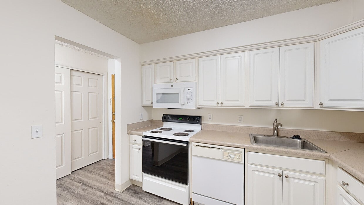 Photo - Hull Flats Apartments