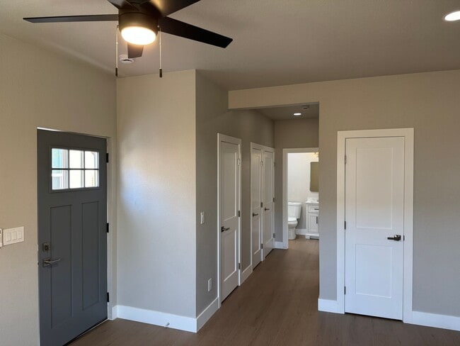 Photo - New Downtown Construction 650 Sqft. 1 Bedroom 1 Bathroom 2nd Floor Unit for Leaase.