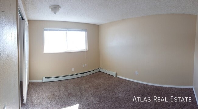 Photo - 910 Bishop Ct Unidad B