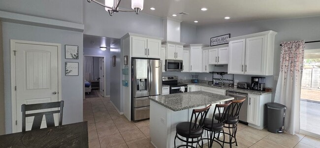 Photo - 624 S Vaughn Ave