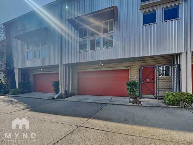 Photo - 6913 Ardmore St