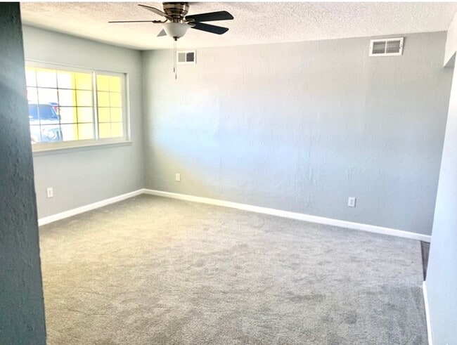 Photo - 3516 Sierra Vista Dr