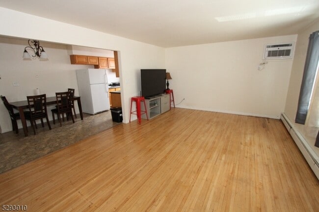 Building Photo - 287 Legion Pl Unit 3-3 Rental