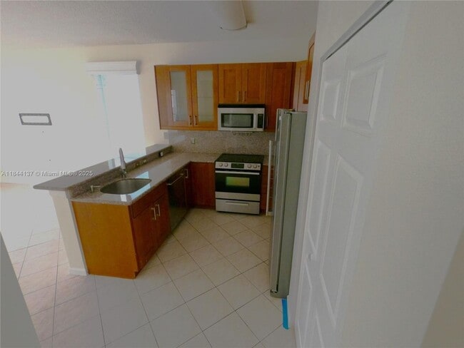 Building Photo - 1943 SW 149th Ave Rental