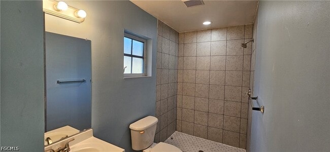 Photo - 401 SE 24th Ave