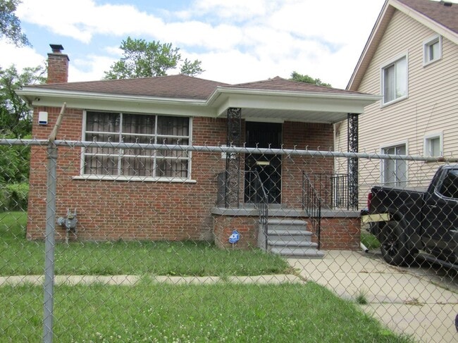 Photo - 14939 Cruse St