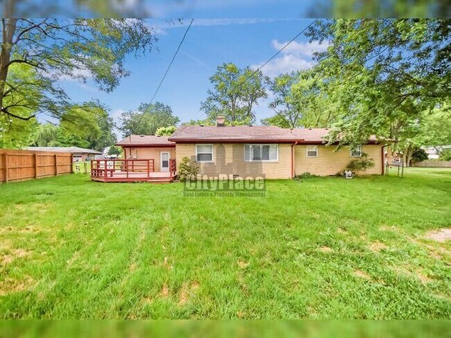 Photo - 636 Oak Dr