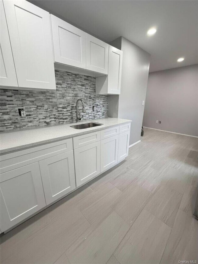 Photo - 790 Wellwood Ave
