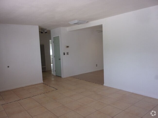 Building Photo - COMING SOON Rental