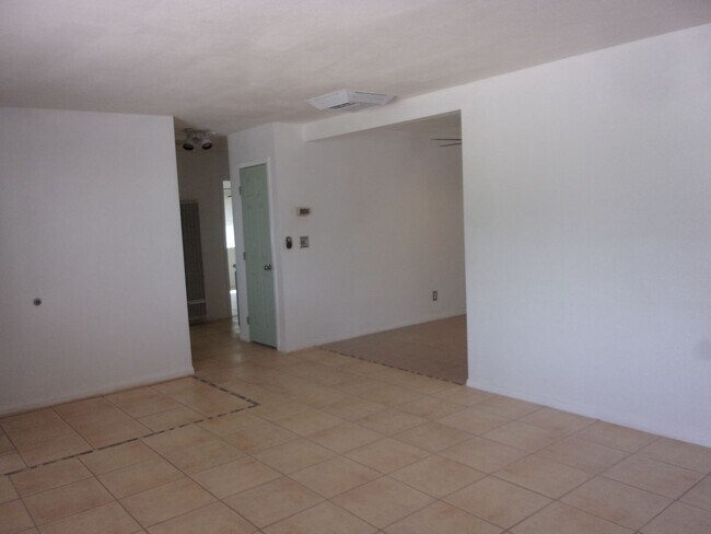 COMING SOON - COMING SOON Casa