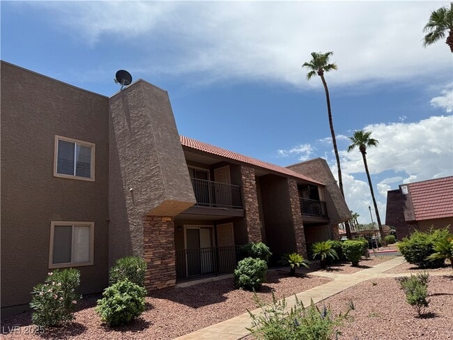 Photo - 4390 Sandy River Dr Unit 6