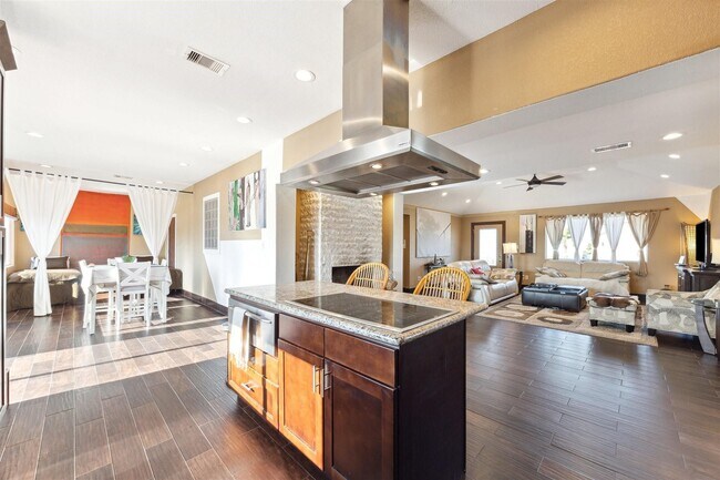 Photo - 410 Isles End Rd