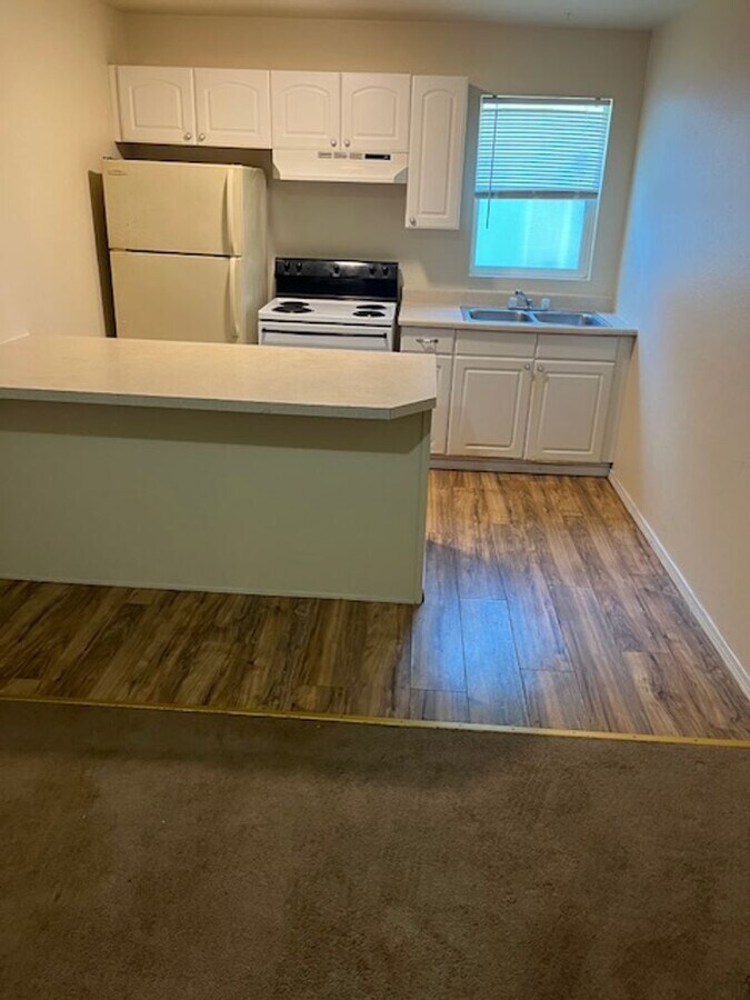 Photo - 231 Oregon Wy Apartment Unit B