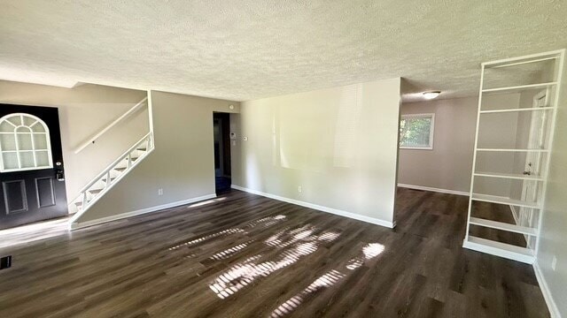 Photo - EAST SIDE UPDATED 4 BEDROOM 2 BATH HOME AVAILABLE NOW!