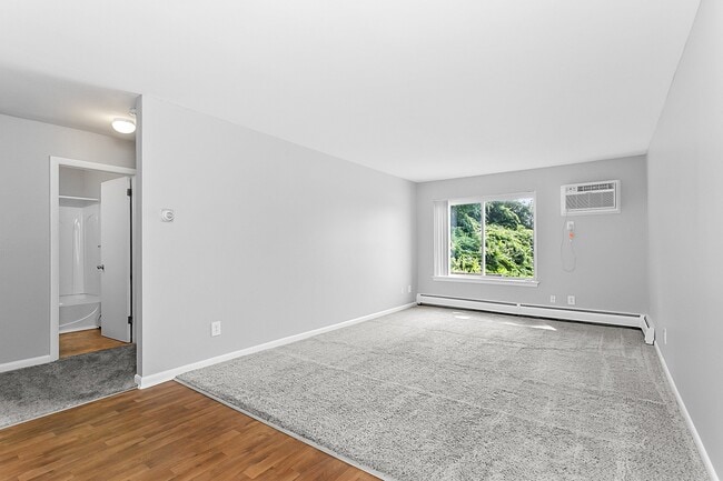 Photo - Eagle Pointe