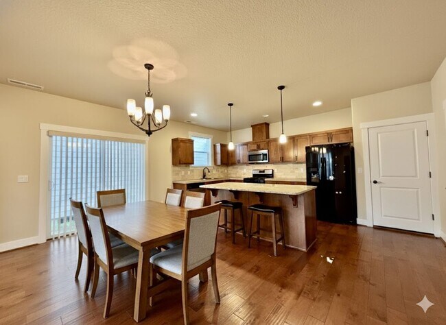 Photo - Modern 4-Bedroom Gem | Maintenance-Free Living & Private Side Yard!