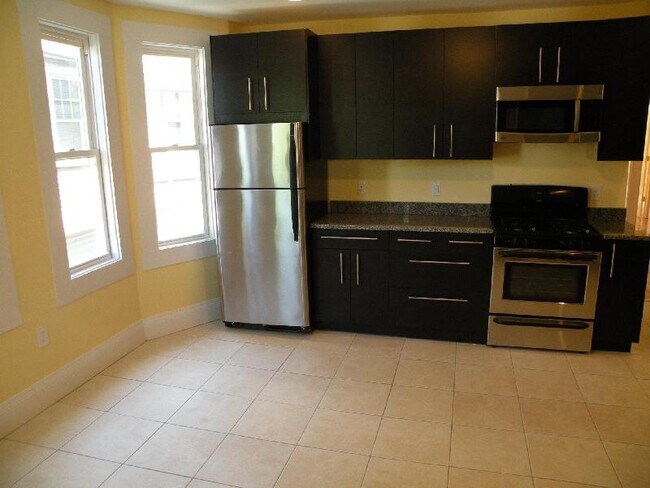 Photo - 3149 Washington St Unit 1