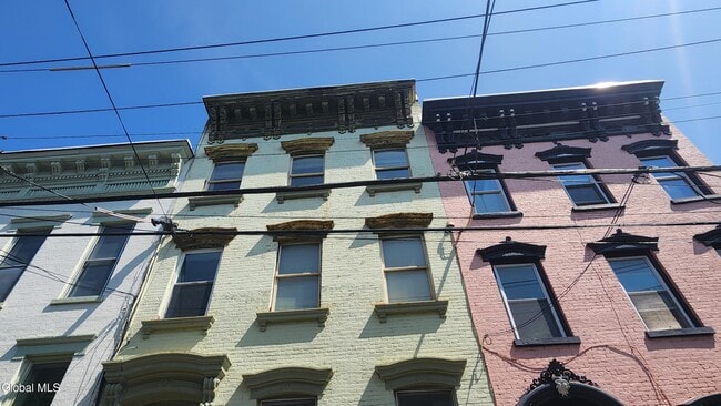 Photo - 11 Elm St Unit 3