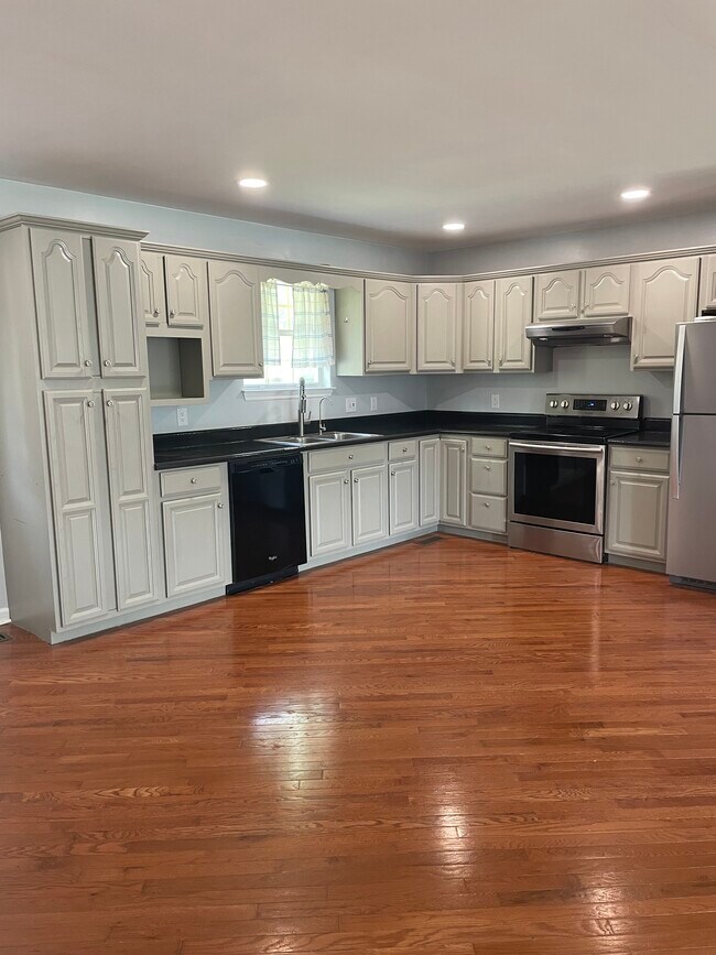 Photo - 6101 Morning Glory Dr