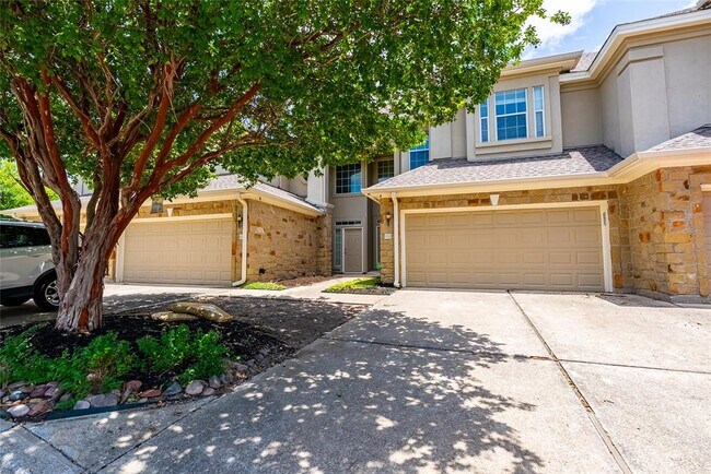 Building Photo - 1101 E Parmer Ln
