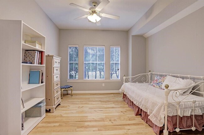 Photo - 19622 Emerald Ridge Ln