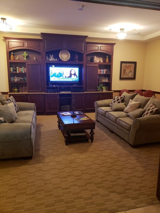 Photo - The Residences of Lake in the Hills Senior 55