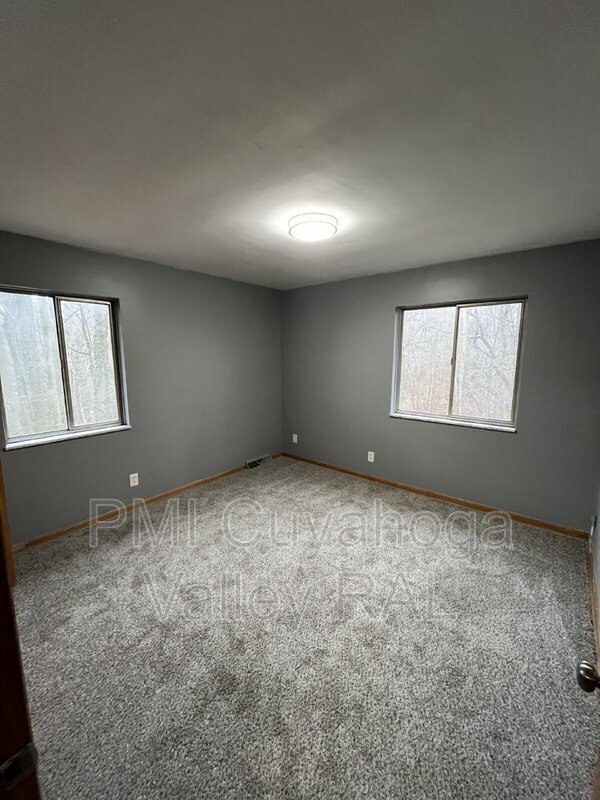 Photo - 1879 Cromwell Dr