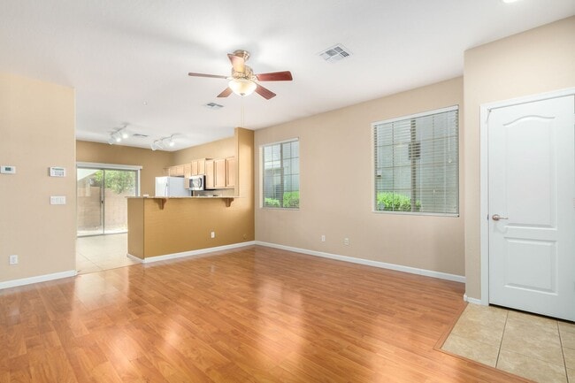 Photo - 3 Bedroom, 2 bath home in the heart of Gilbert!