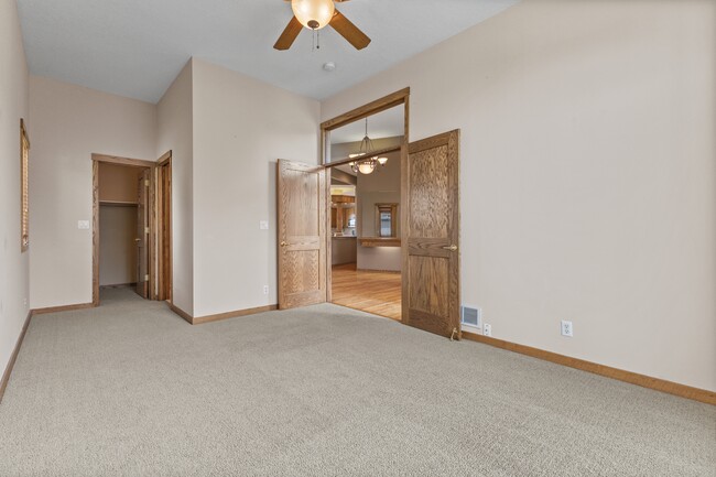 Photo - 11435 Kenyon Ct NE