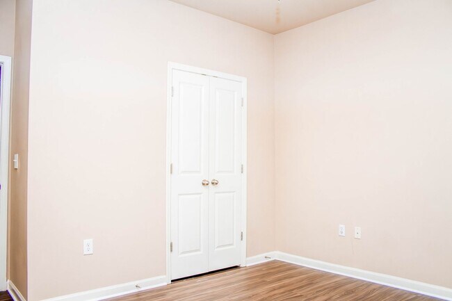 Photo - One Bedroom in Walker Square