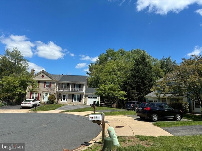 Photo - 11 Noblewood Ct