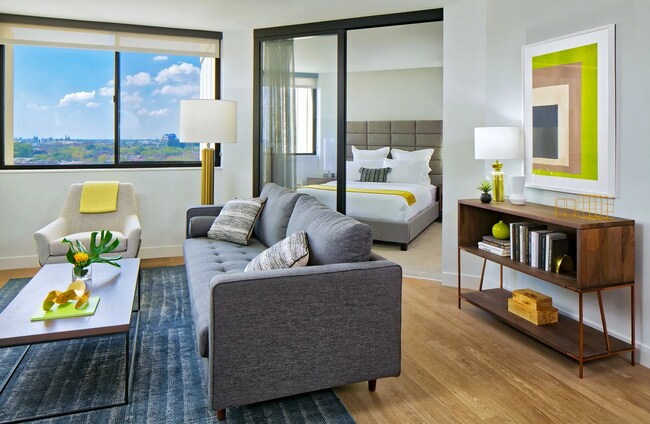 Photo - 2645 N Clark St Unidad 608R