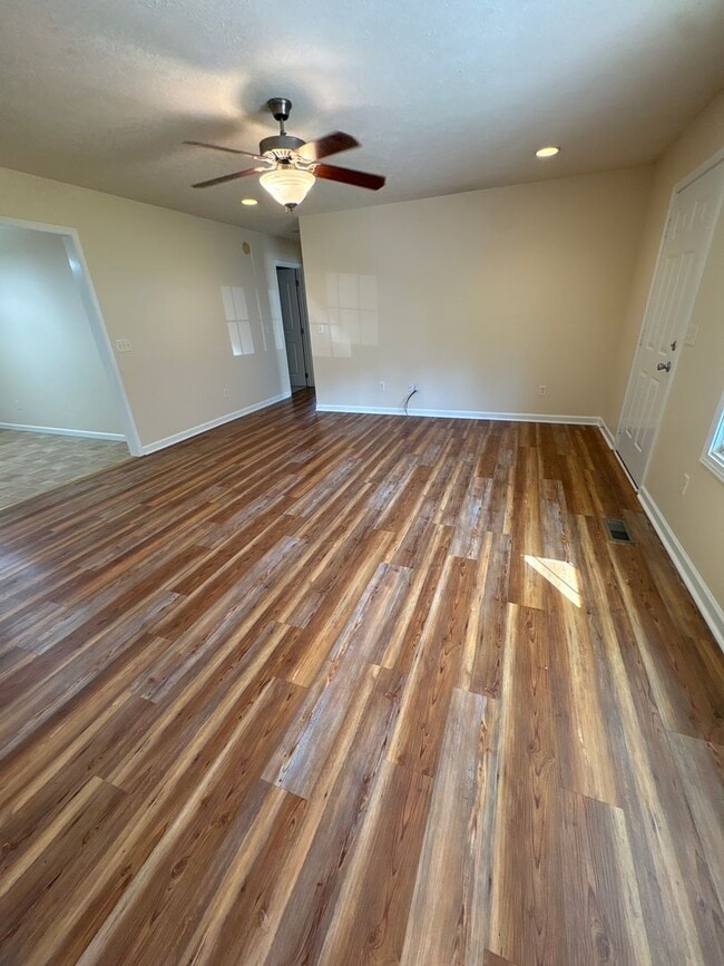 307 Forrestwood Dr