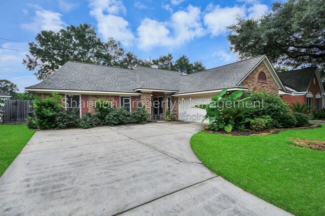 Photo - 15818 Sweetwater Creek Dr