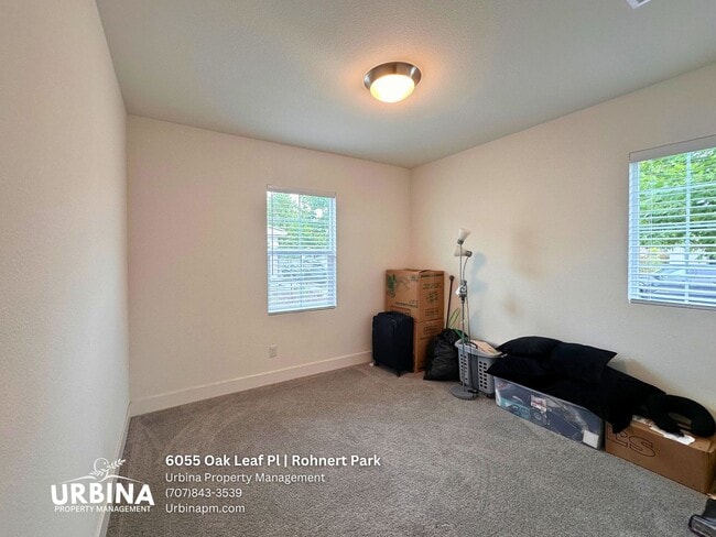 Photo - 6055 Oak Leaf Pl