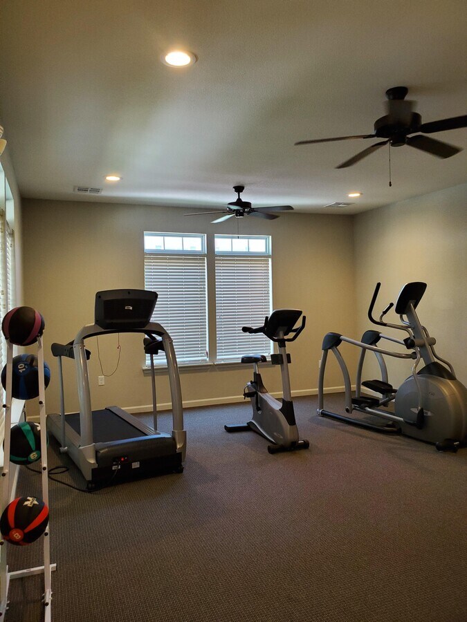 Photo - Sunnydale Pointe Apartments