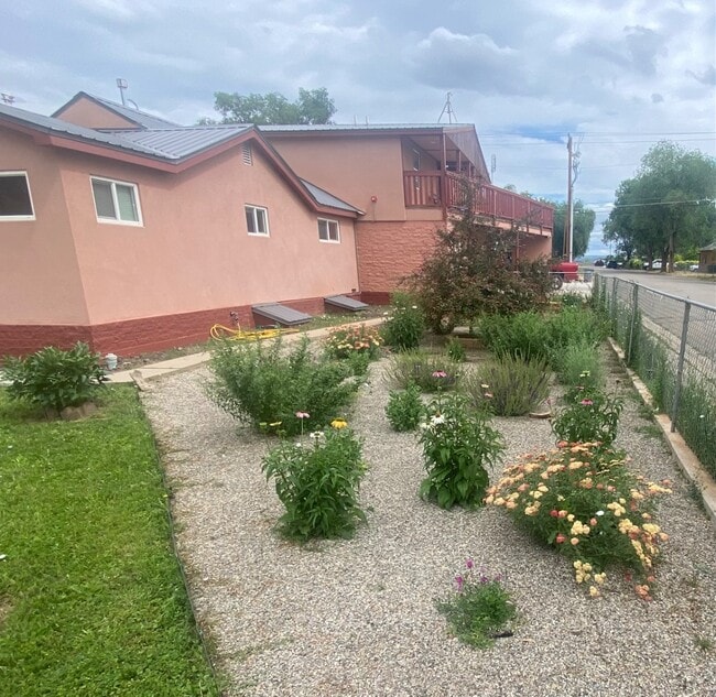 Photo - 444 E Montezuma Ave