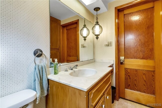 Building Photo - 5232 Genesee St