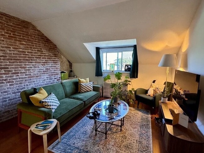 Building Photo - 454 Beacon St Unit 5F Rental