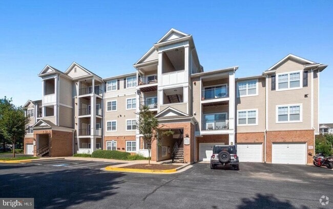 Building Photo - 19627 Galway Bay Circle Unit 401 Rental